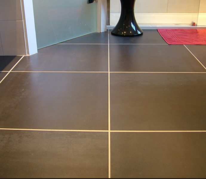 Stone Care Experts Weigh In: Cleaning Porcelain Grout the Right Way